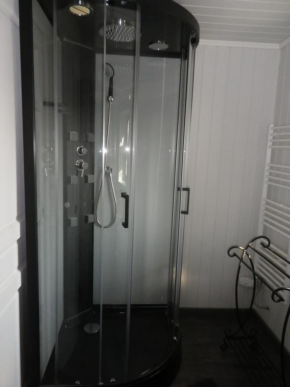 Gite De Carbonies Saint-Félix-de-Lunel Buitenkant foto